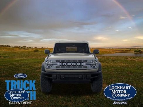 New 2025 Ford Bronco Badlands image 32