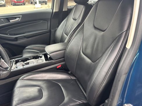 Used 2020 Ford Edge Titanium w/ Class II Trailer Tow Package image 13