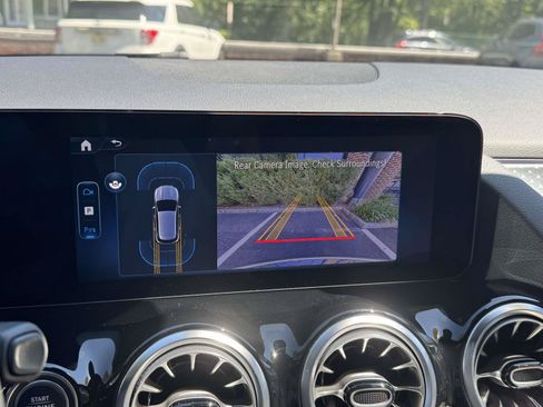 Certified 2025 Mercedes-Benz GLA 250 4MATIC image 17
