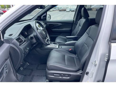 Certified 2023 Honda Passport EX-L image 10