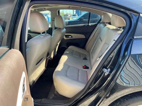 Used 2013 Chevrolet Cruze LT image 10