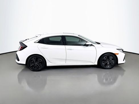 Used 2019 Honda Civic EX image 4