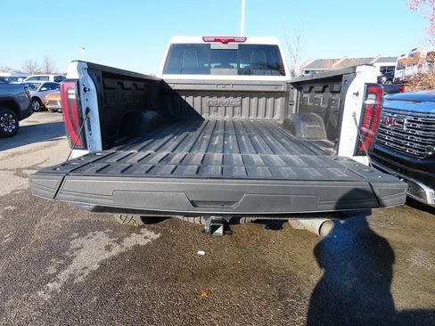 Used 2026 GMC Sierra 2500 AT4X image 20