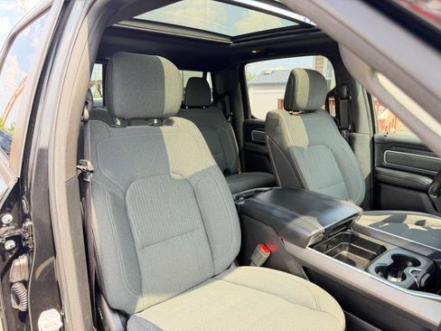 Used 2019 RAM 1500 Big Horn AWD/4WD image 50