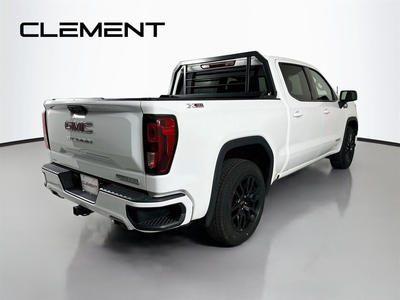 Used 2023 GMC Sierra 1500 Elevation AWD/4WD image 7