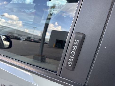 Certified 2023 Ford Maverick XLT FWD image 19