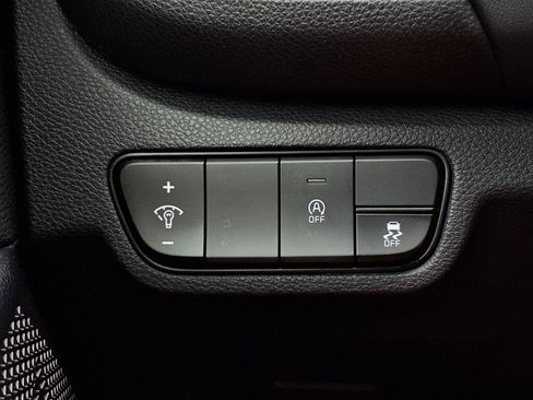 Used 2025 Kia Seltos EX image 22