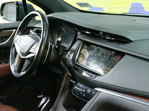 Used 2021 Cadillac XT5 Sportv AWD/4WD image 12