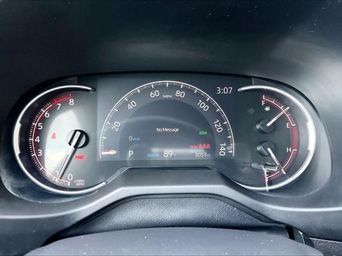 Used 2025 Toyota RAV4 LE AWD/4WD image 24