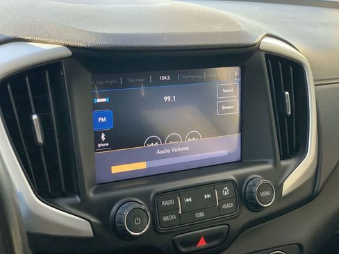 Certified 2018 GMC Terrain SLE w/ Driver Convenience Package image 11