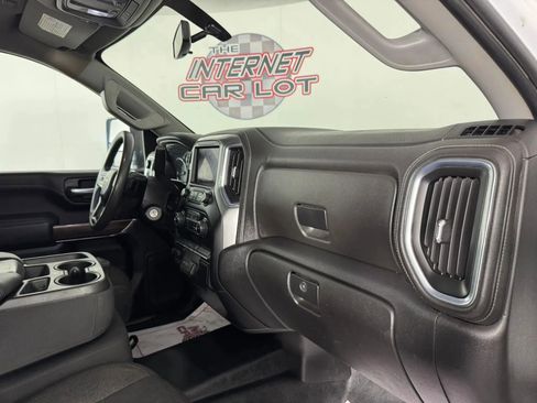 Used 2020 Chevrolet Silverado 2500 LT AWD/4WD image 12
