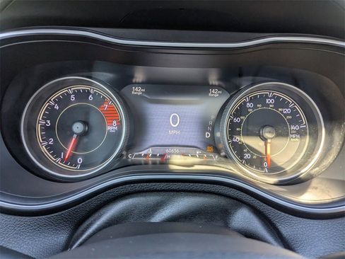 Used 2019 Jeep Cherokee Trailhawk w/ Comfort/Convenience Group image 31