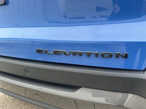 Used 2025 GMC Terrain Elevation image 13