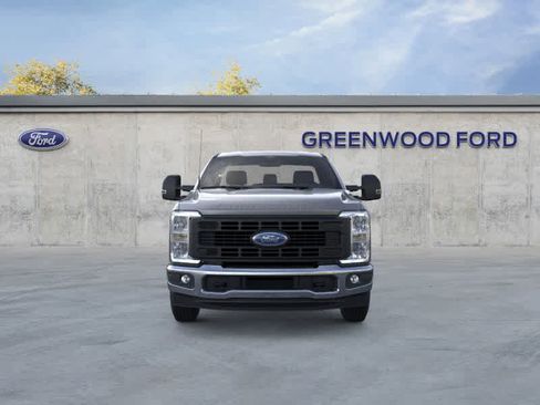 New 2025 Ford F250 XL w/ XL Chrome Package image 6