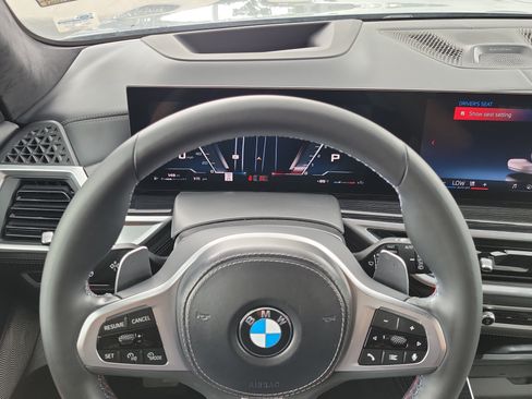 Used 2024 BMW X7 M60i w/ Executive Package AWD/4WD image 25