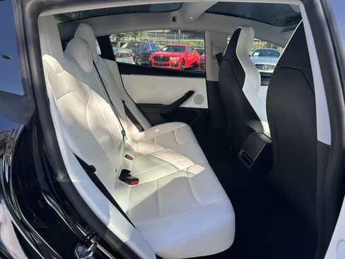 Used 2024 Tesla Model 3 Performance AWD/4WD image 22