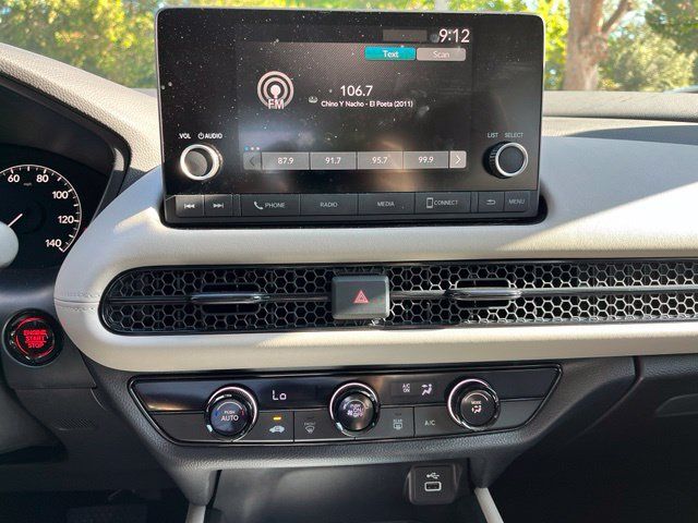 Used 2024 Honda HR-V LX image 9