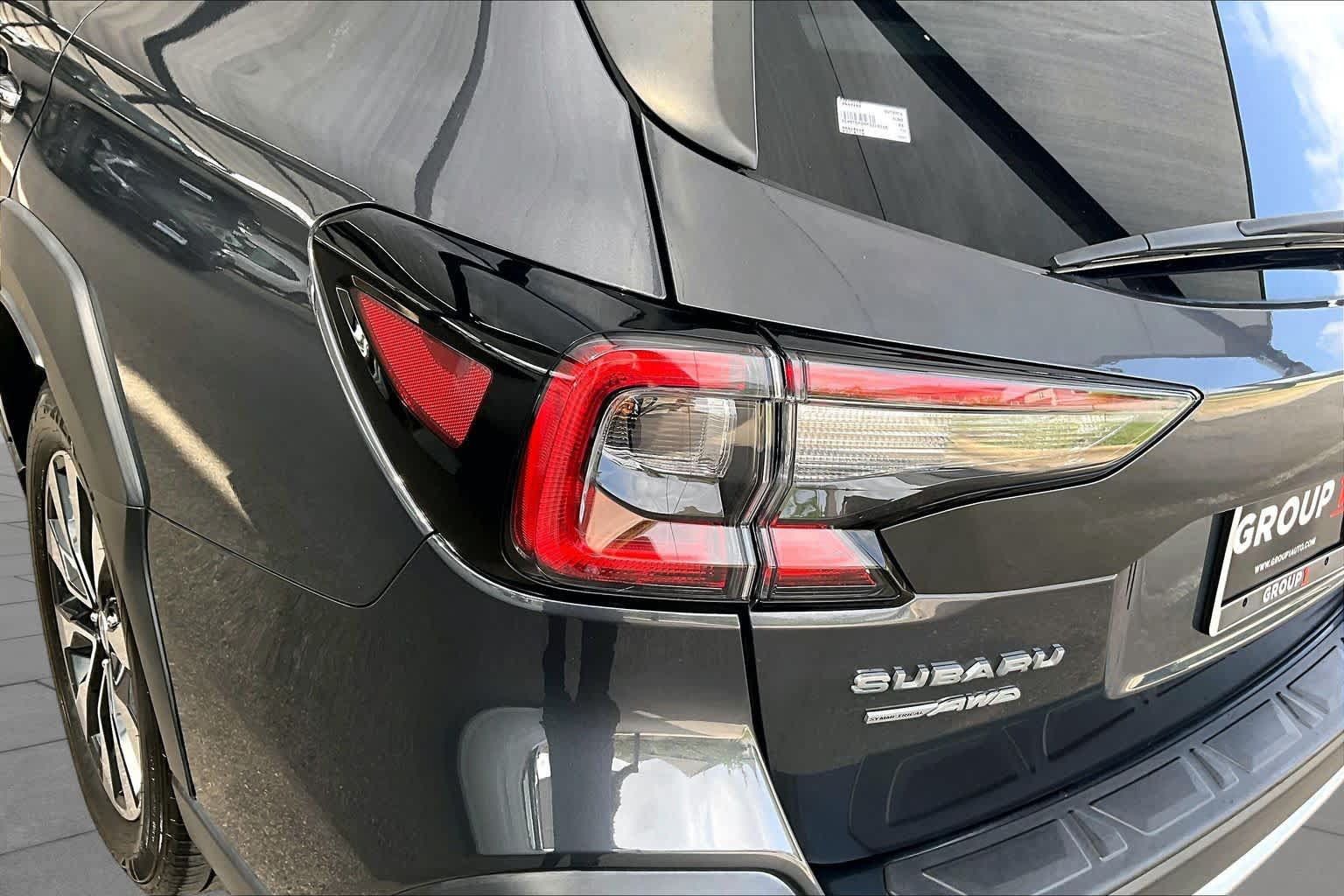 Used 2023 Subaru Outback Touring XT AWD/4WD image 29
