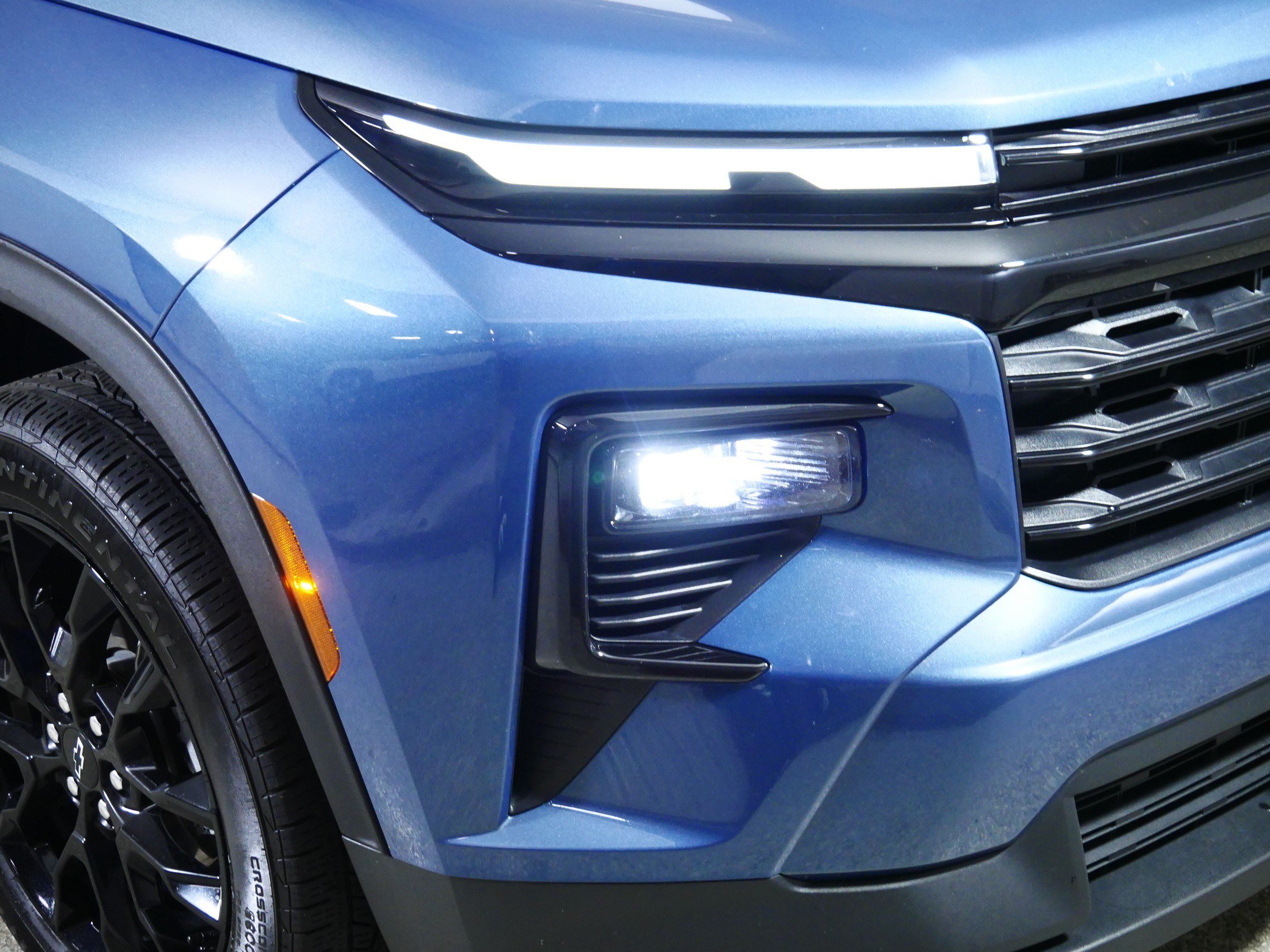 Used 2024 Chevrolet Traverse LS w/ Midnight/Sport Edition AWD/4WD image 15
