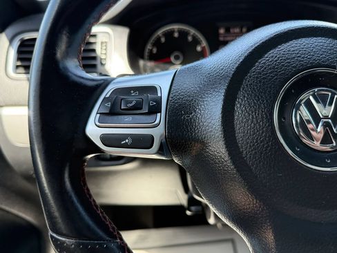 Used 2012 Volkswagen Jetta GLI Autobahn FWD image 13