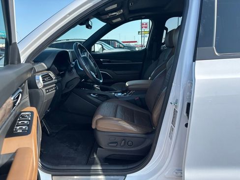 Used 2022 Kia Telluride SX w/ SX Prestige Package AWD/4WD image 13