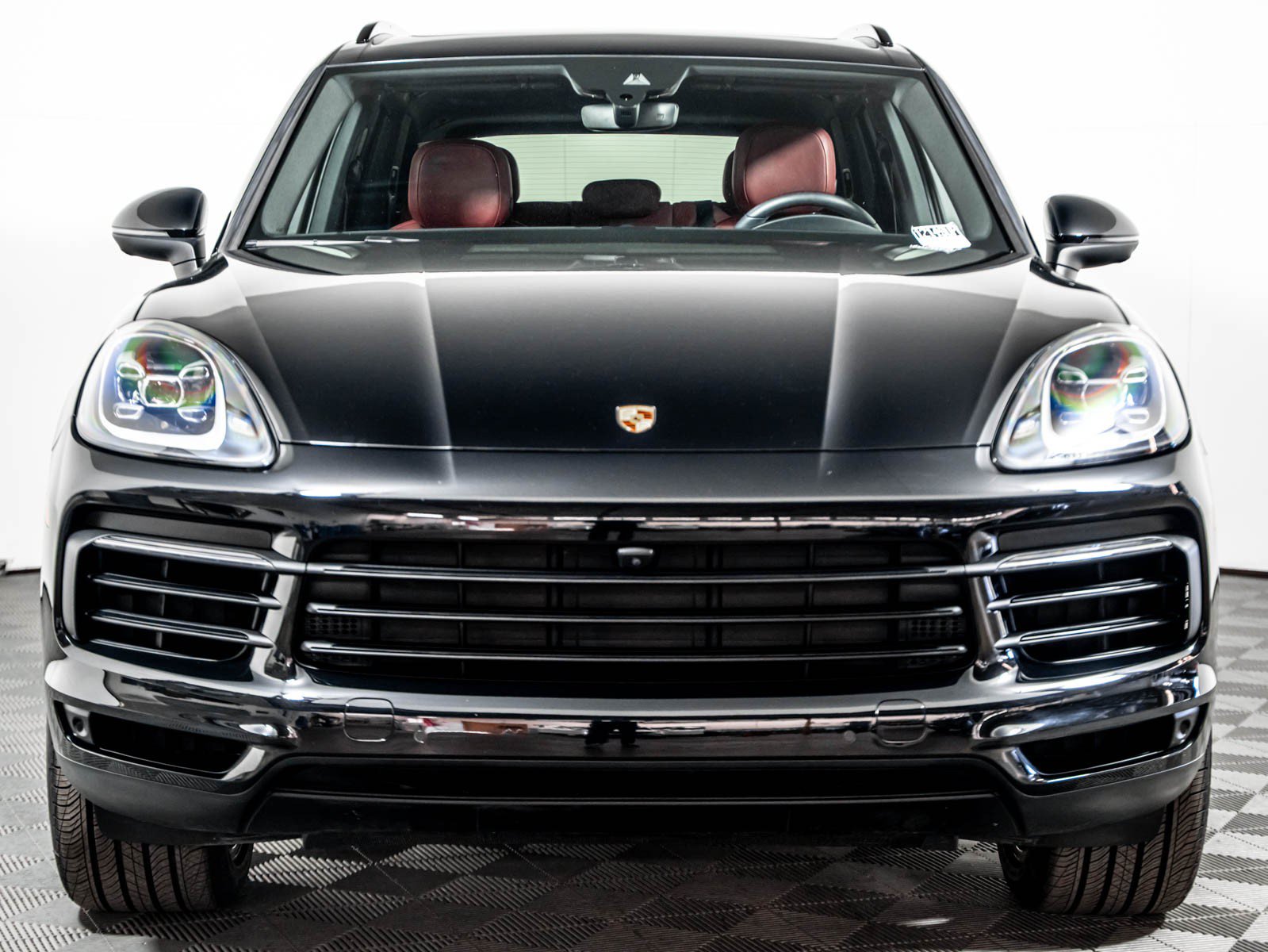 Certified 2023 Porsche Cayenne AWD/4WD image 7