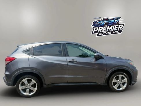 Used 2017 Honda HR-V EX image 10