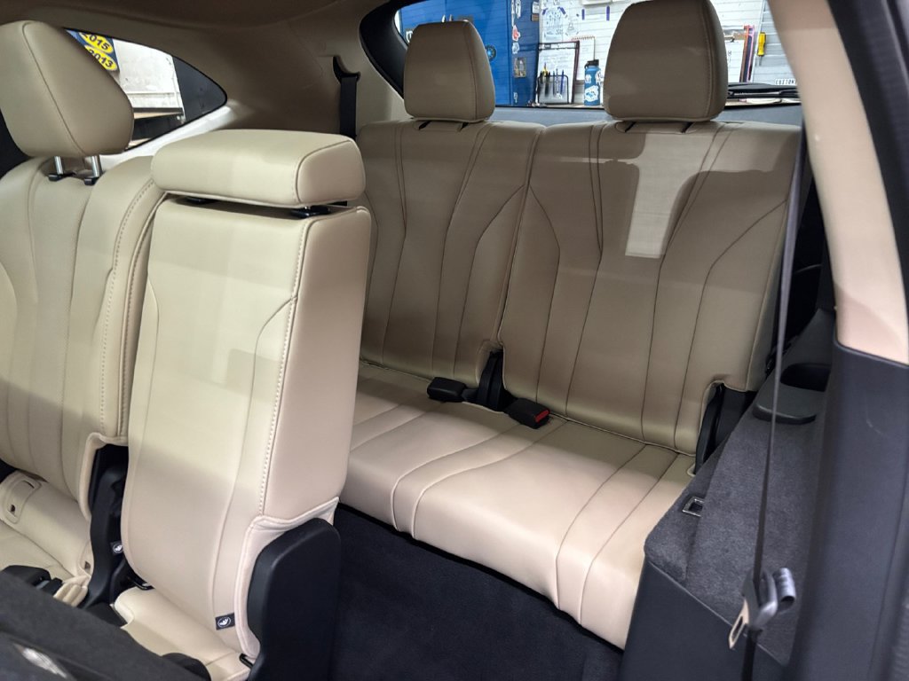 Certified 2024 Acura MDX w/ Technology Package AWD/4WD image 15