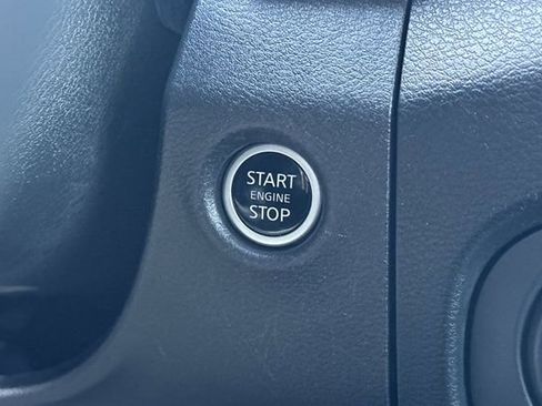 Used 2023 Nissan Frontier SV w/ SV Convenience Package image 29