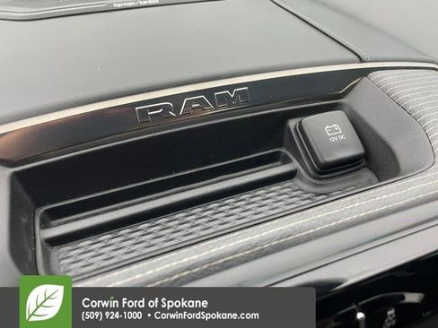 Used 2020 RAM 3500 Limited image 32