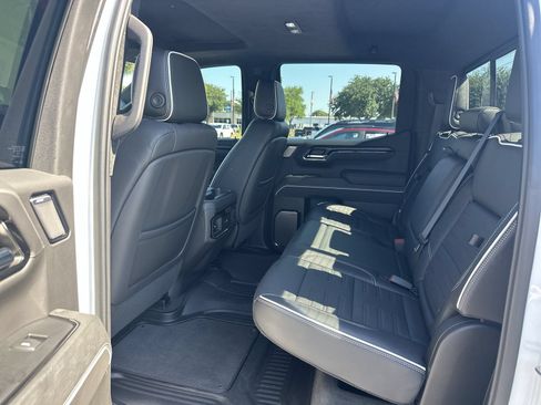 Used 2024 GMC Sierra 1500 AT4X AWD/4WD image 31