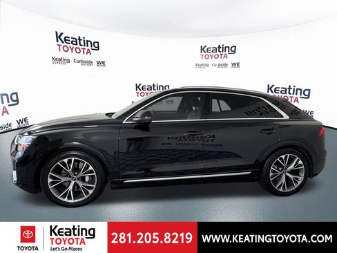 Used 2024 Audi Q8 Prestige w/ Prestige Package image 8