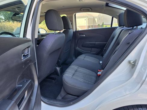 Used 2015 Chevrolet Sonic LT FWD image 5