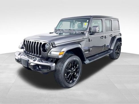 Used 2020 Jeep Wrangler Unlimited Sahara AWD/4WD image 1
