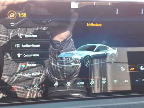 Used 2025 Ford Mustang GT Premium image 25