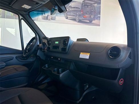 New 2026 Mercedes-Benz Sprinter 2500 image 25