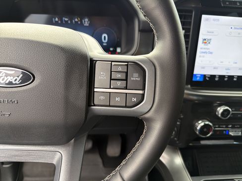 Used 2025 Ford F150 Lariat w/ Equipment Group 501A Mid AWD/4WD image 13