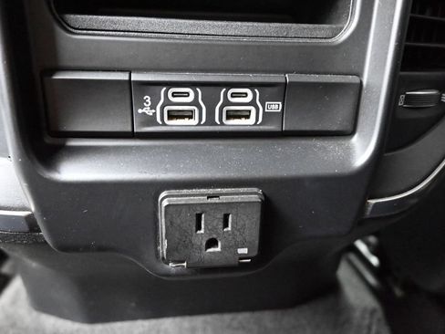 Used 2020 RAM 1500 Sport w/ Level 2 Equipment Goup w/2_L AWD/4WD image 19