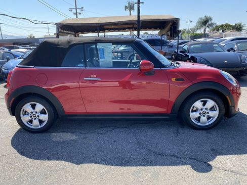 Used 2019 MINI Cooper Convertible FWD image 8