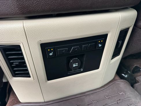 Used 2014 RAM 1500 Laramie Longhorn w/ Convenience Group AWD/4WD image 16