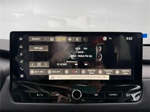 New 2026 Mitsubishi Outlander SE image 17