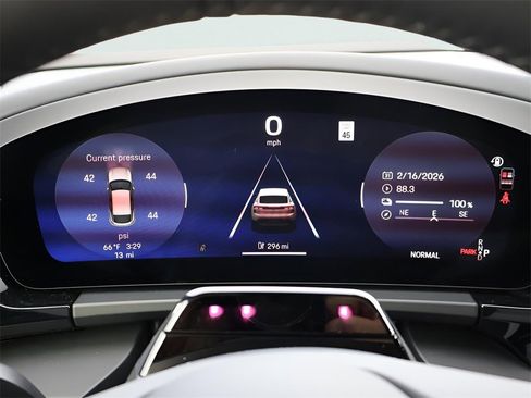 New 2026 Porsche Macan 4 Electric image 28