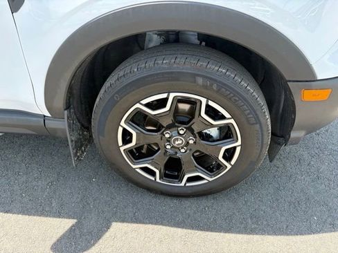 Certified 2025 Ford Bronco Sport Outer Banks w/ Outer Banks Tech Package+ AWD/4WD image 8