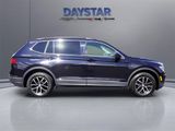 Used 2021 Volkswagen Tiguan SEL image 2