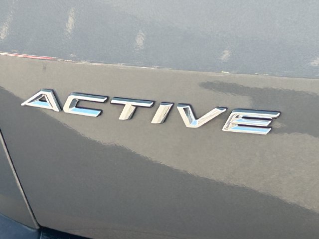 Used 2025 Ford Escape Active AWD/4WD image 5