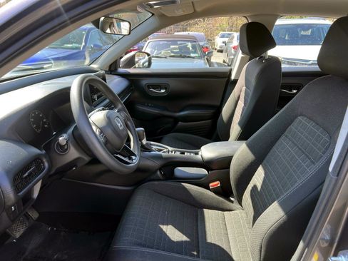 Certified 2023 Honda HR-V LX image 13