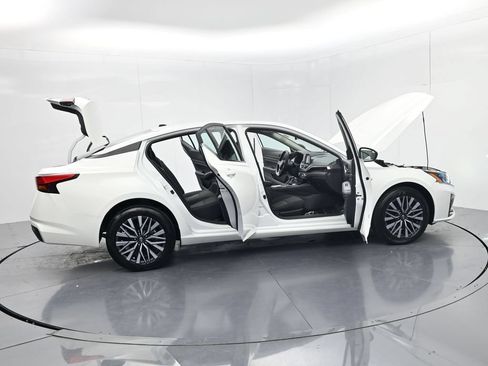 Used 2026 Nissan Altima 2.5 SV AWD/4WD image 61