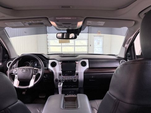 Used 2021 Toyota Tundra Limited w/ Limited Premium Package AWD/4WD image 29