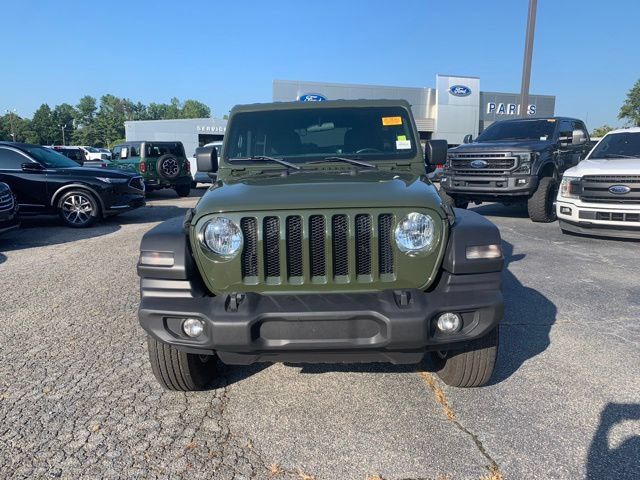 Used 2022 Jeep Wrangler Unlimited Sport AWD/4WD image 3