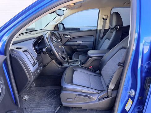 Used 2018 Chevrolet Colorado Z71 AWD/4WD image 11